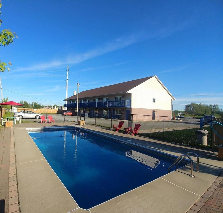 Hotel Motel Granby 2* Granby